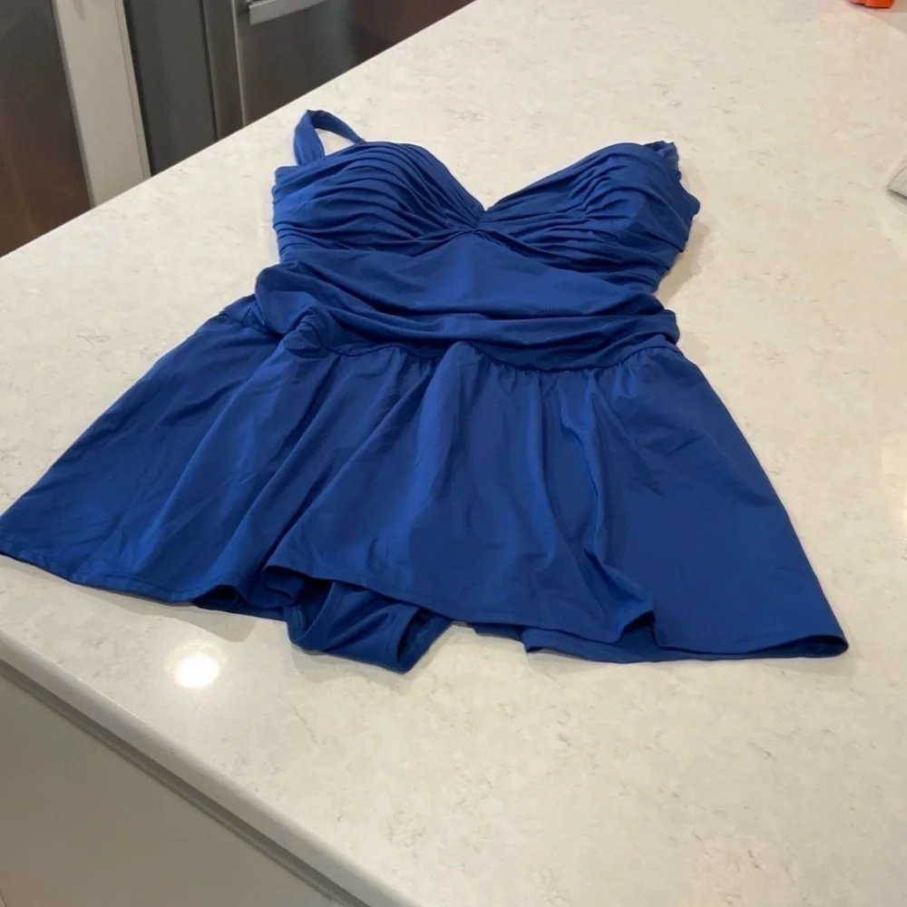 NWT Bleu by Rod Beattie Underwire Ruched One-Piece Swim Dress Swimsuit Blue16W